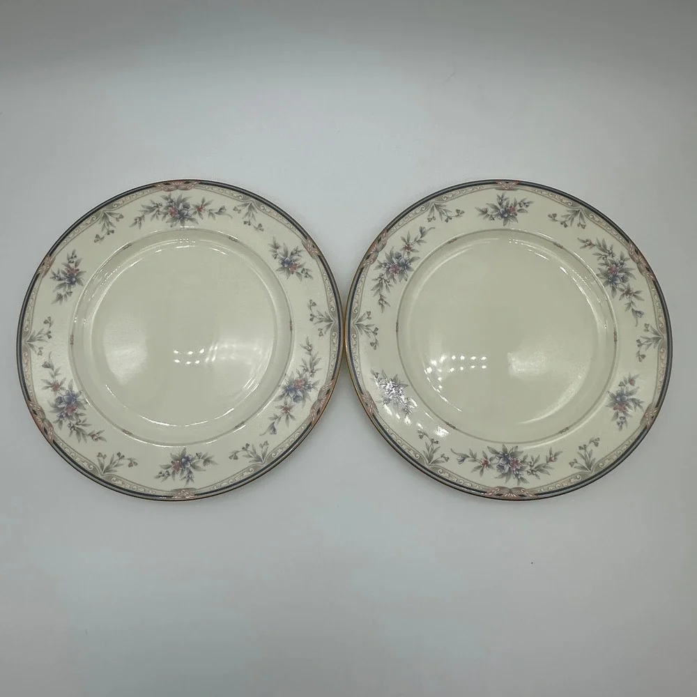 Noritake Lylewood Dinner Plates Set of 2 Floral Cream Porcelain 10.5 Inch